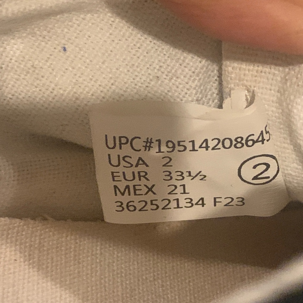 Super Mario sneakers kids size 2 - Picture 6 of 6